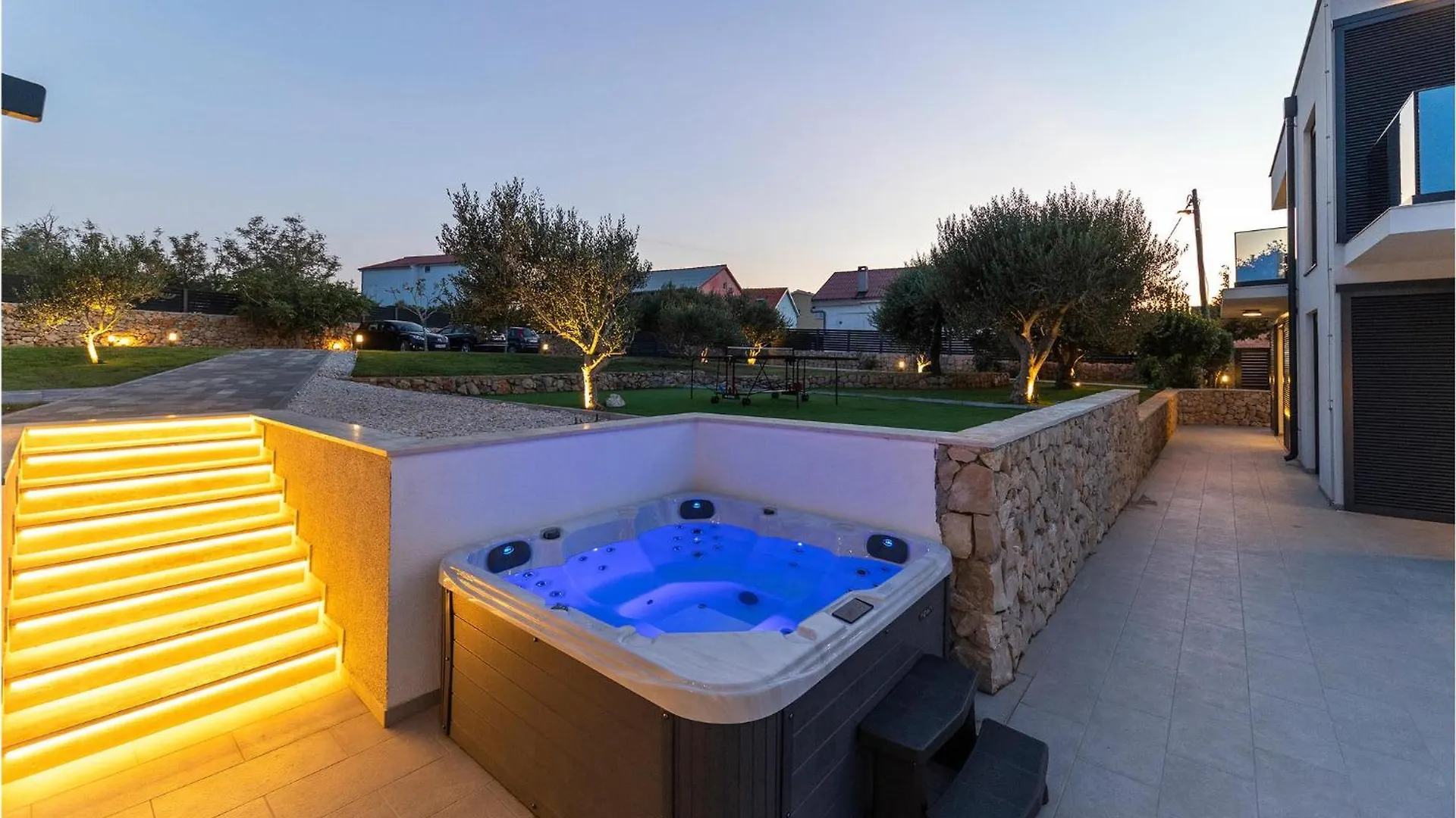 Holiday home Nice Home In Razanac With Jacuzzi
